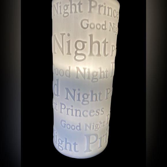 StoneWitWords Girls Lamp 60w - Picture 5 of 10